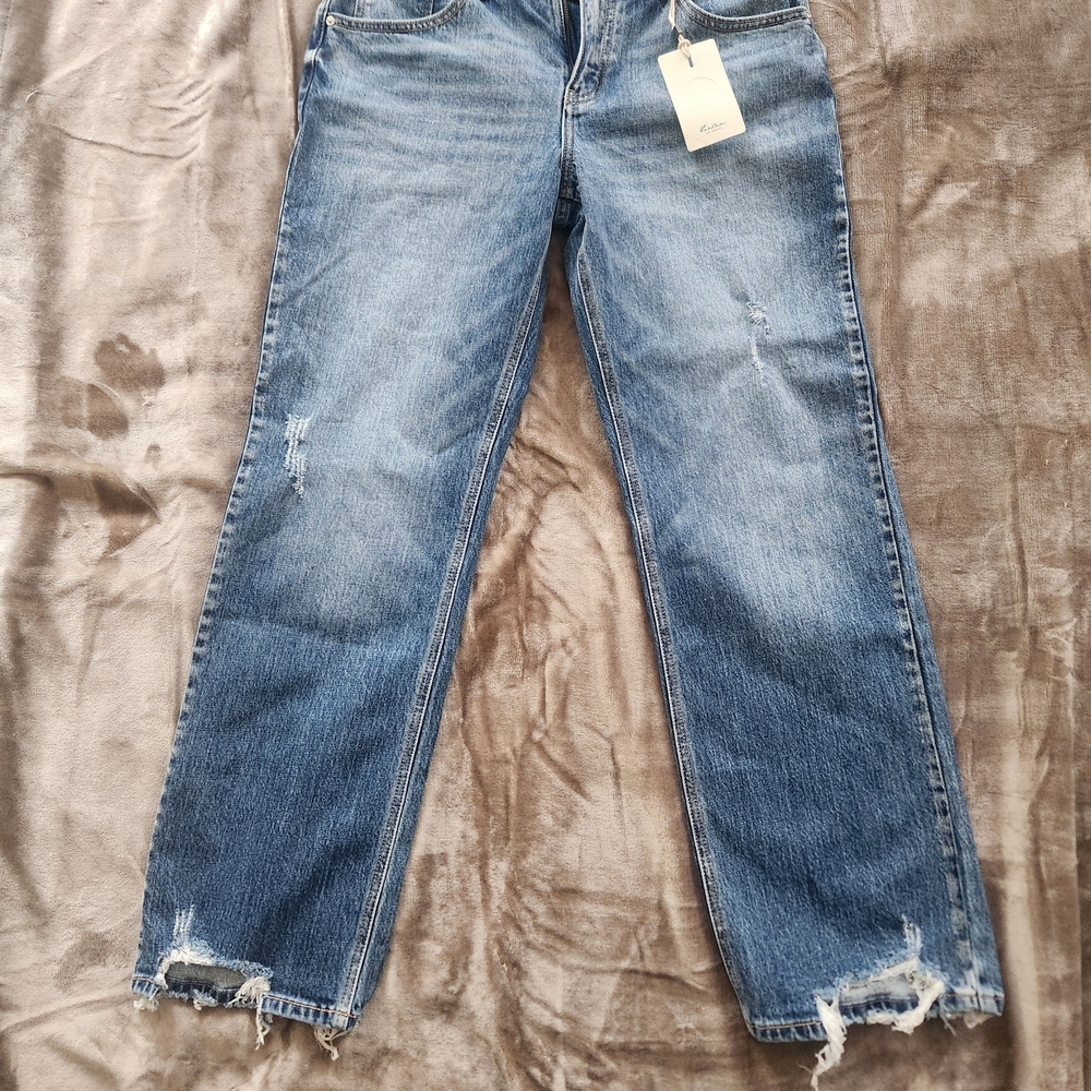 KanCan MID RISE TRUE STRAIGHT Classic Blue Distressed Jeans 9/28 NWT
